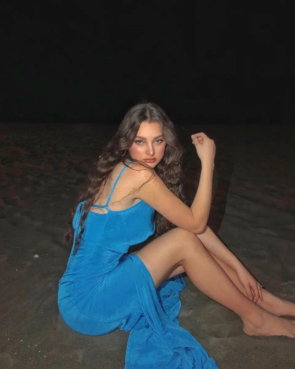Camila escort in Dubai