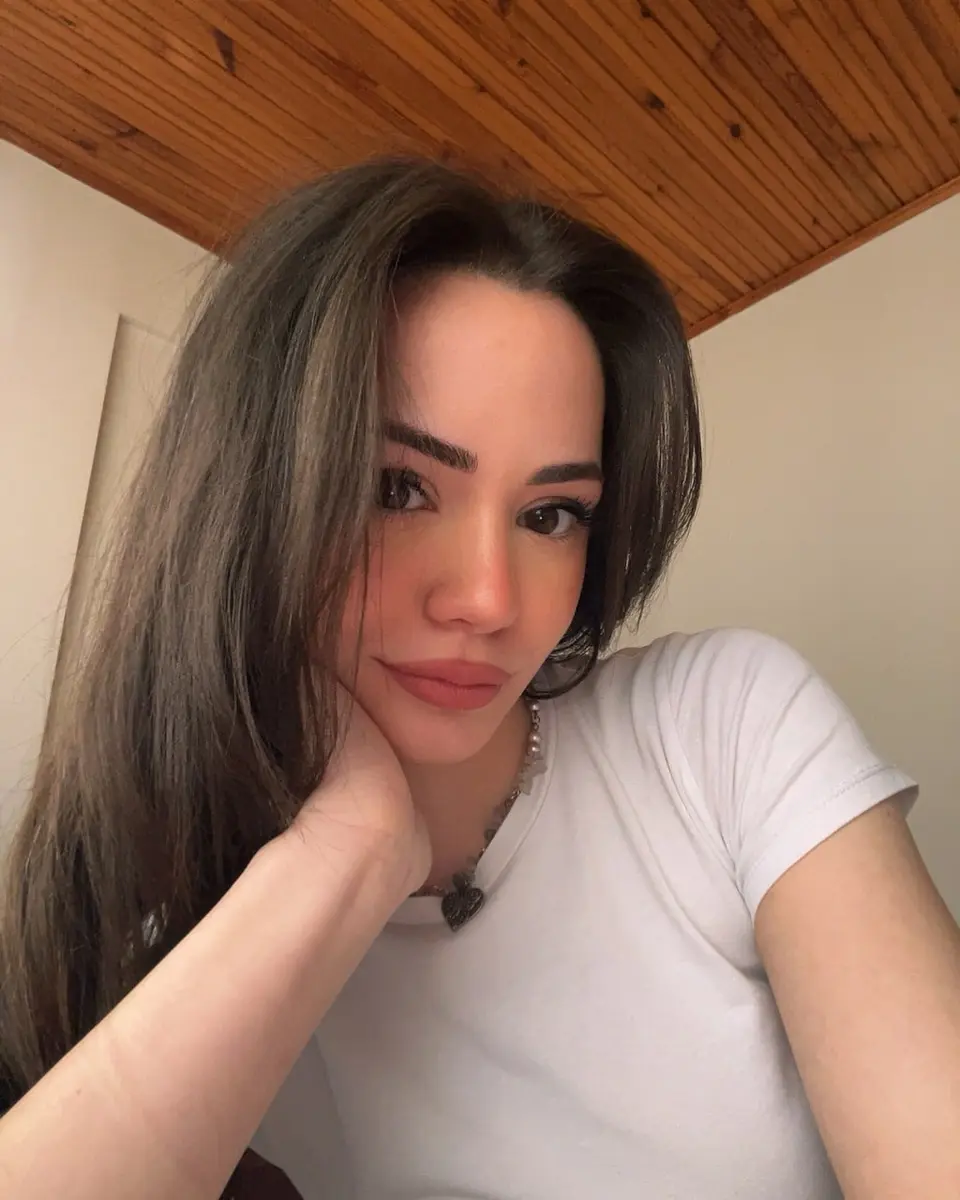 Eva escort in Dubai