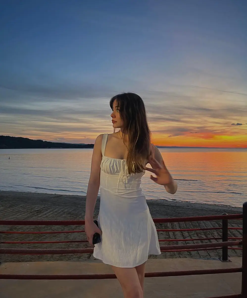 Eva escort in Dubai