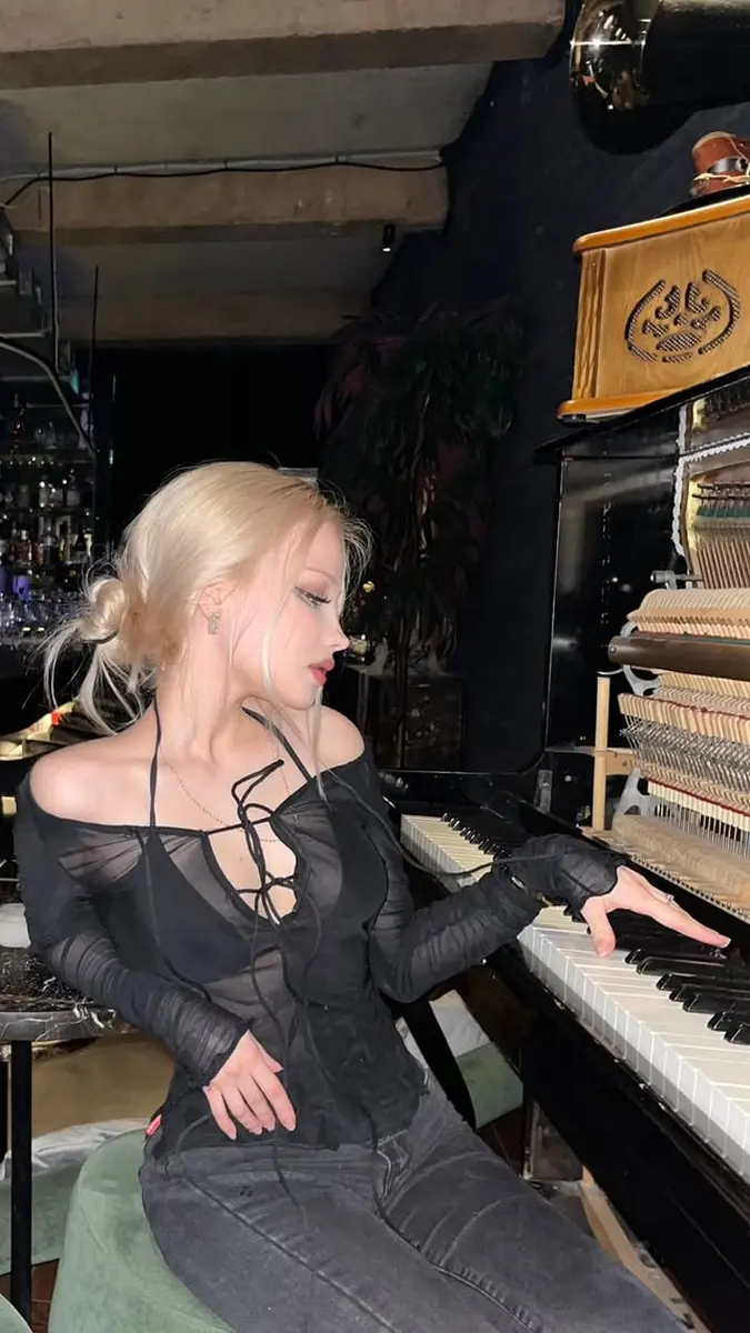 Livia escort in Dubai