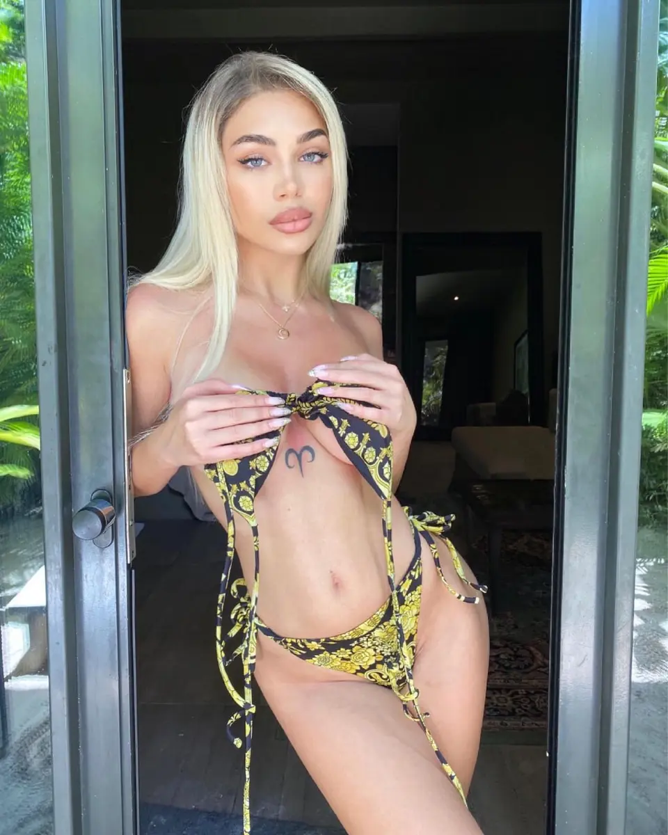 Natalia escort in Dubai