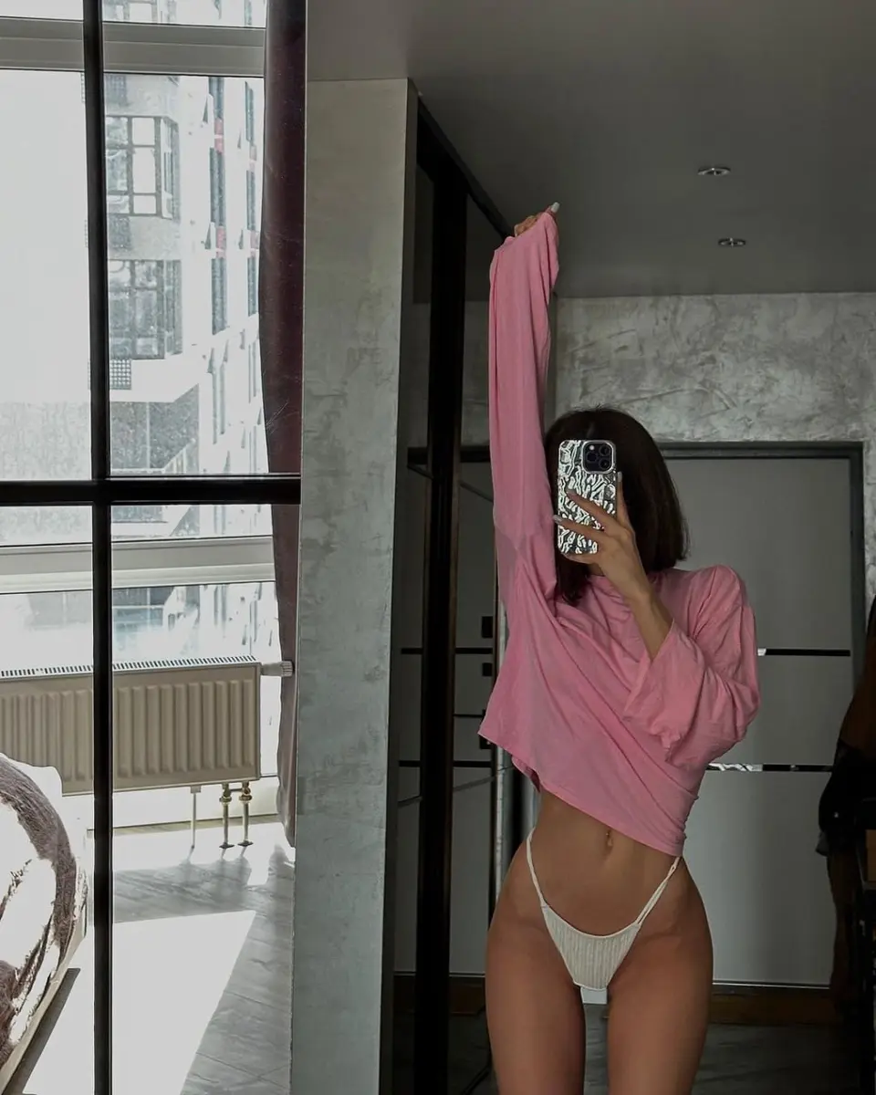 Rafaella escort in Dubai