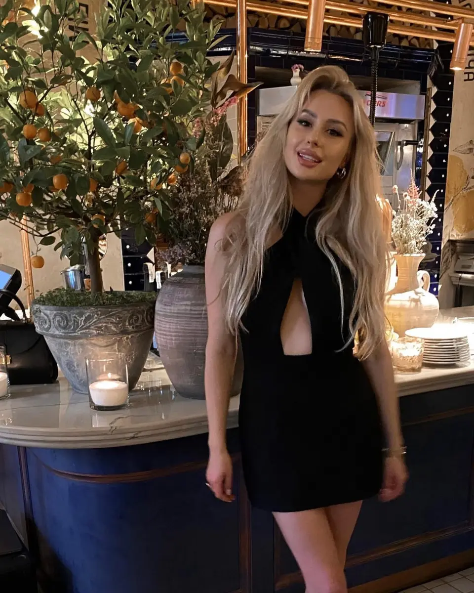 Stella escort in Dubai